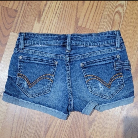 BONGO Denim Cuffed Shorts - Picture 3 of 3